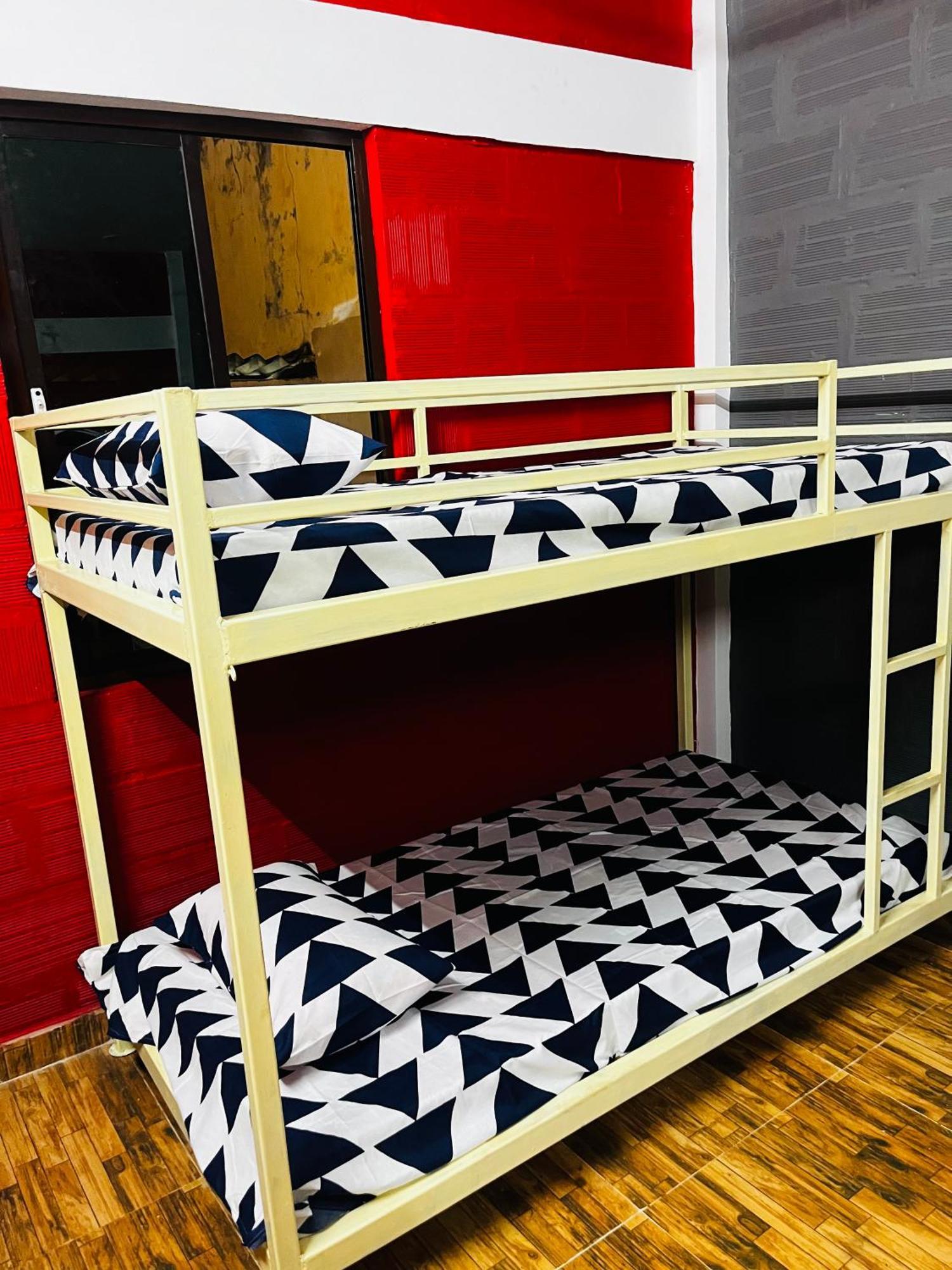 Hostel Kuruku Santhu Colive Пондичерри Экстерьер фото