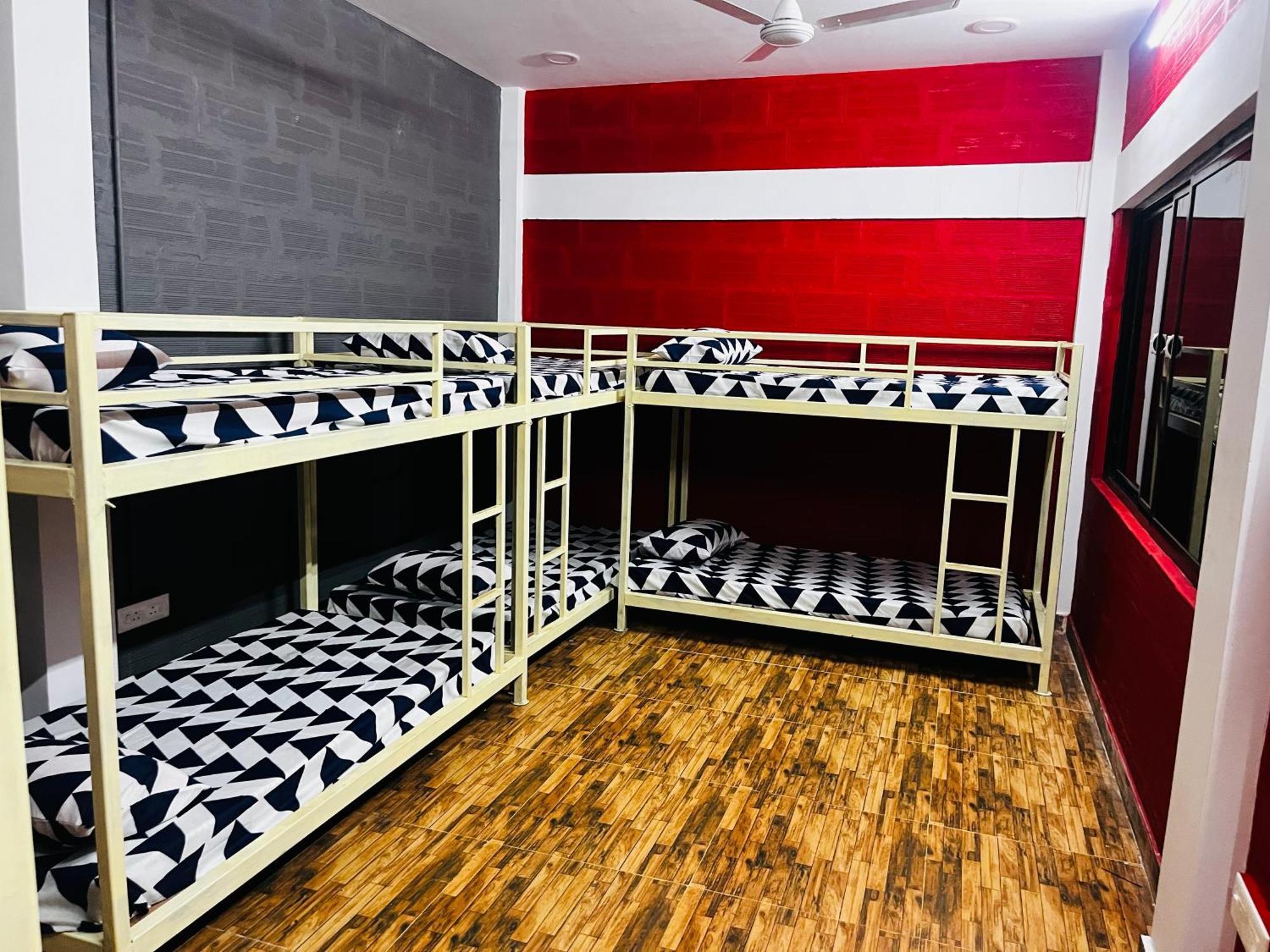 Hostel Kuruku Santhu Colive Пондичерри Экстерьер фото